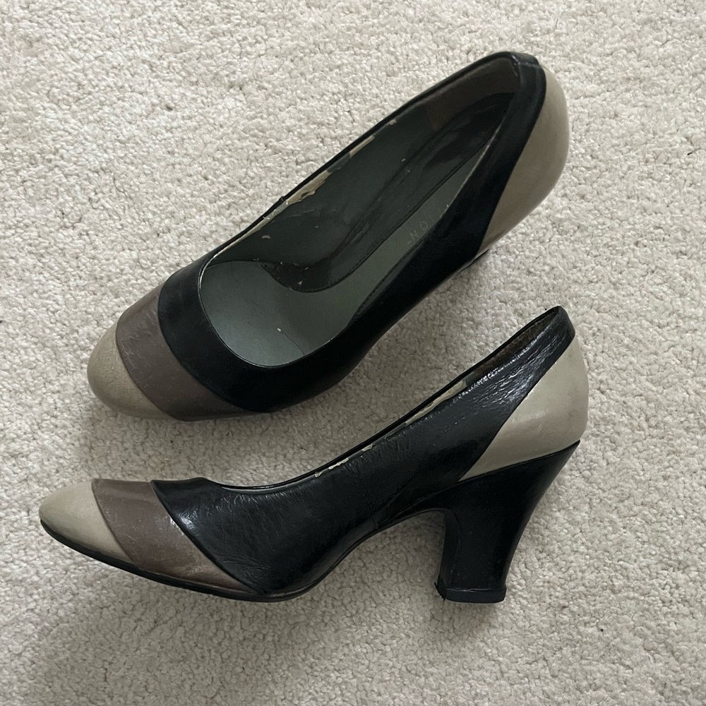 Elegant Black and Tan Women's Heels